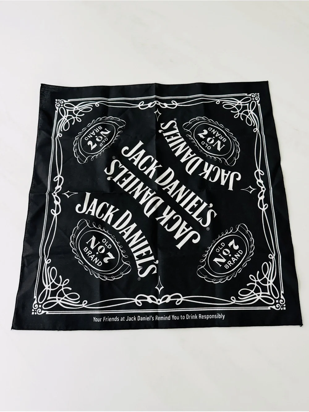 Jack Daniel's Old No. 7 bandana black white scroll logo 21 x 21 New with tag
